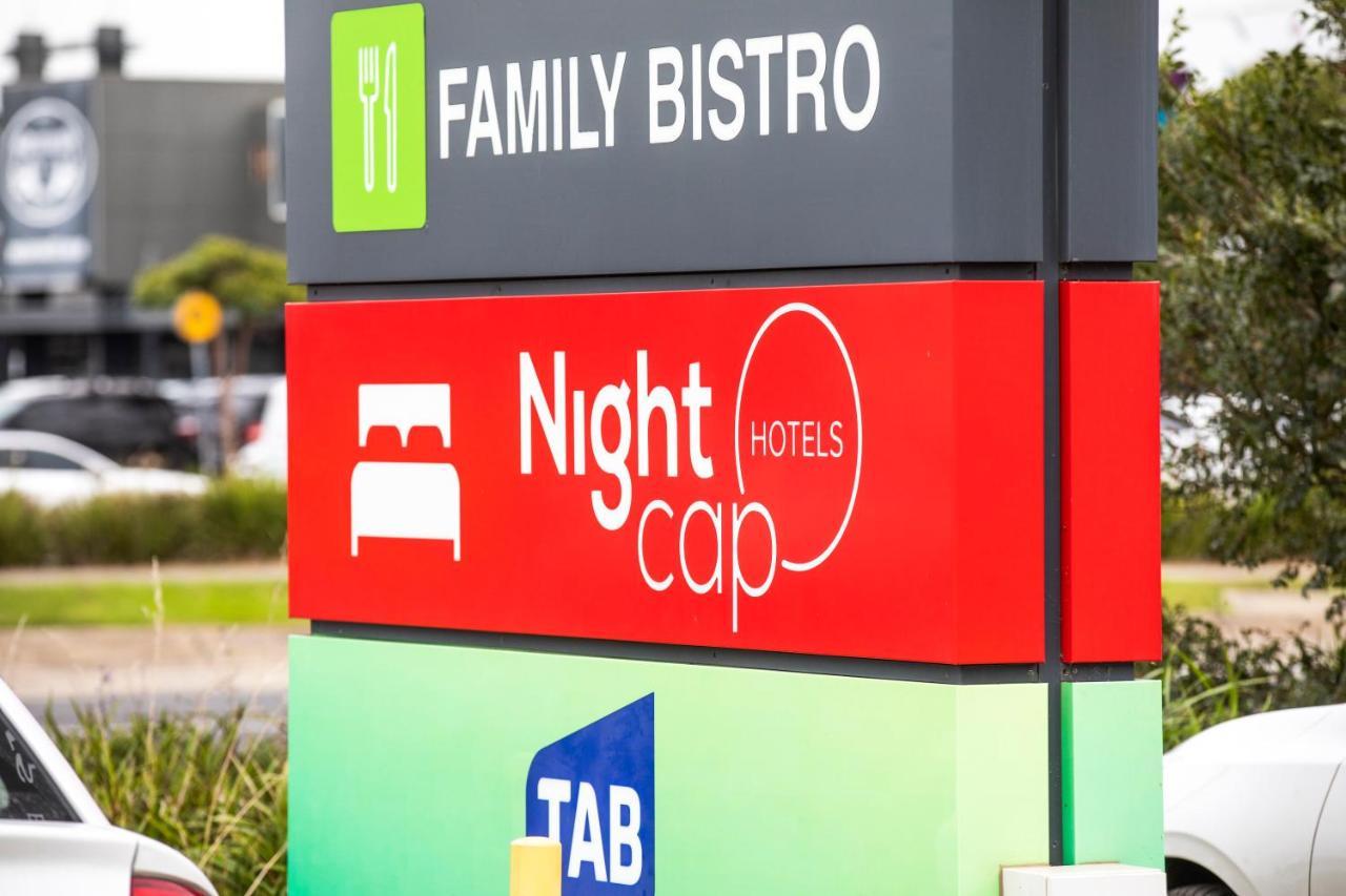 Nightcap At Ashley Hotel Braybrook Екстериор снимка