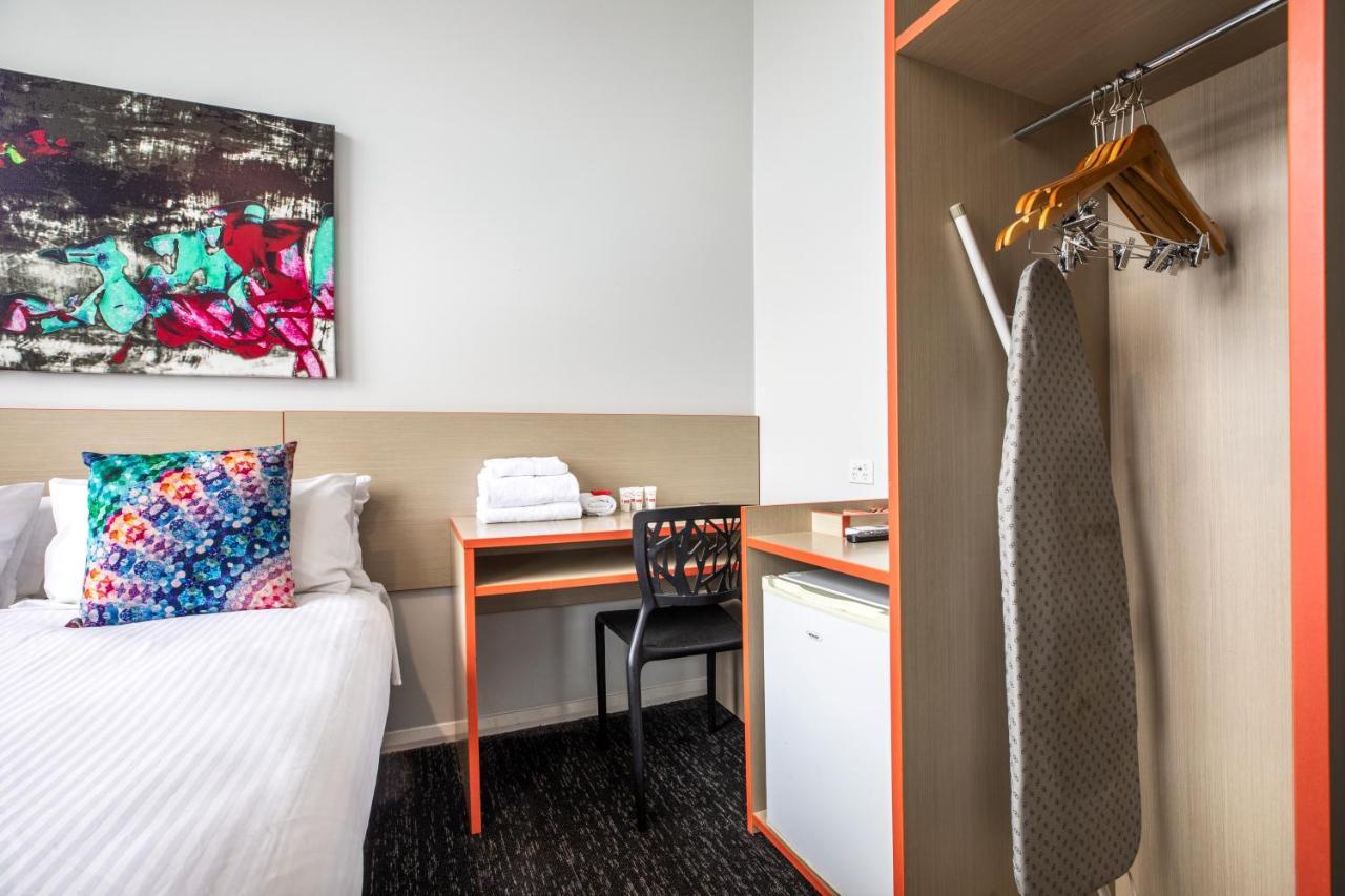 Nightcap At Ashley Hotel Braybrook Екстериор снимка