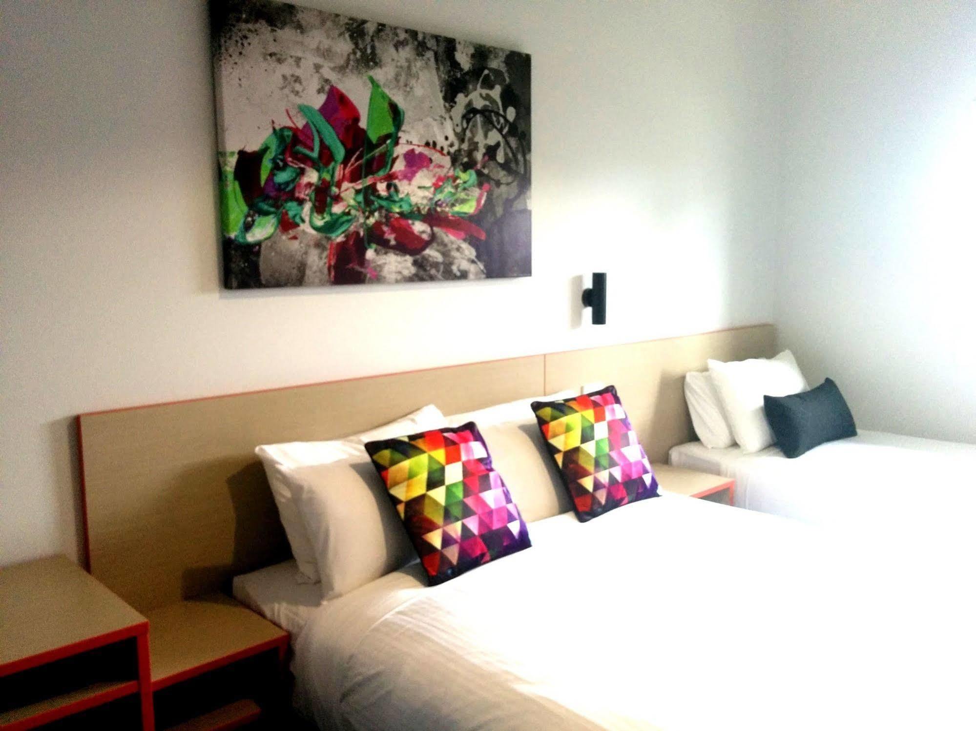 Nightcap At Ashley Hotel Braybrook Екстериор снимка