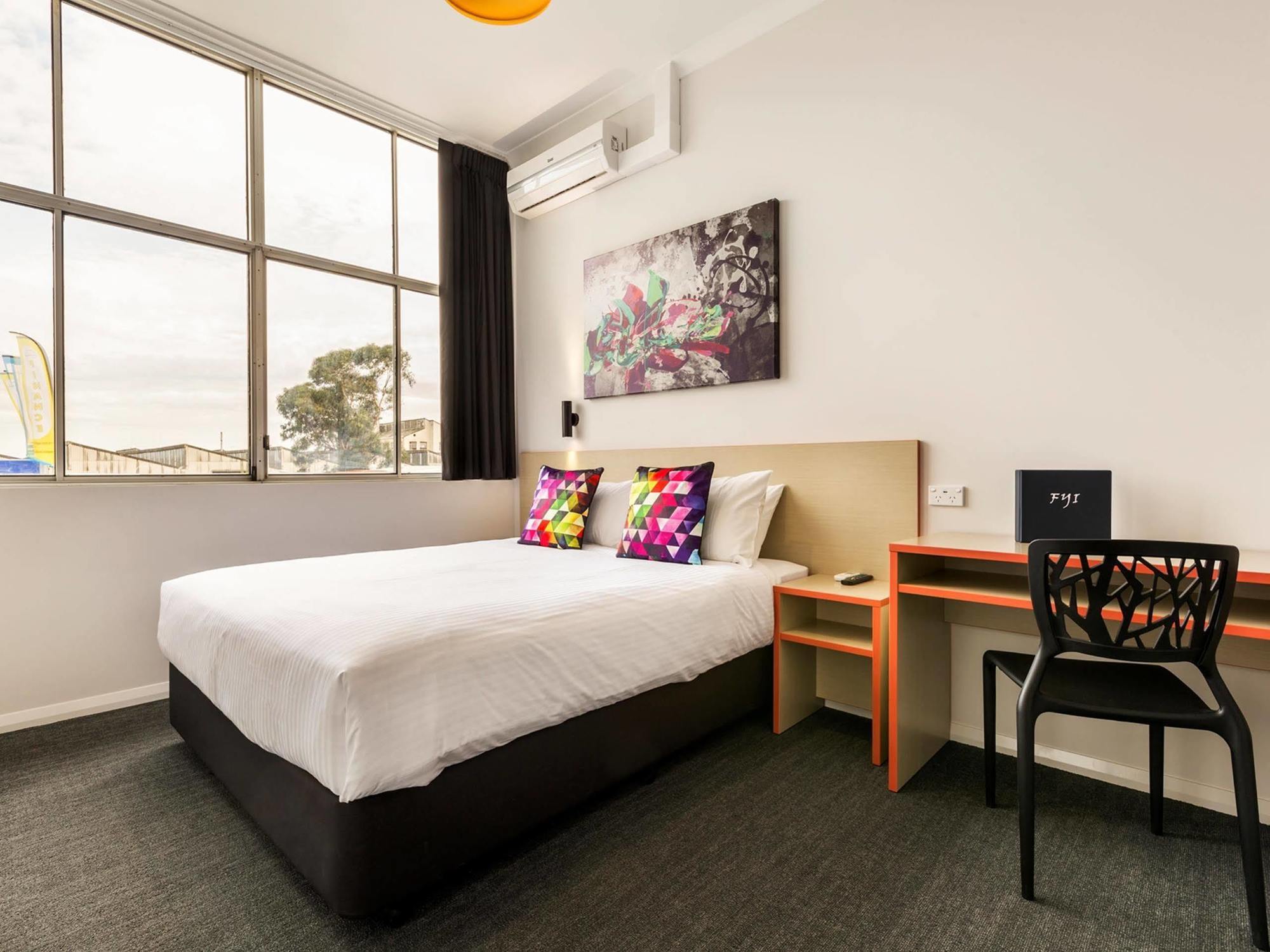 Nightcap At Ashley Hotel Braybrook Екстериор снимка